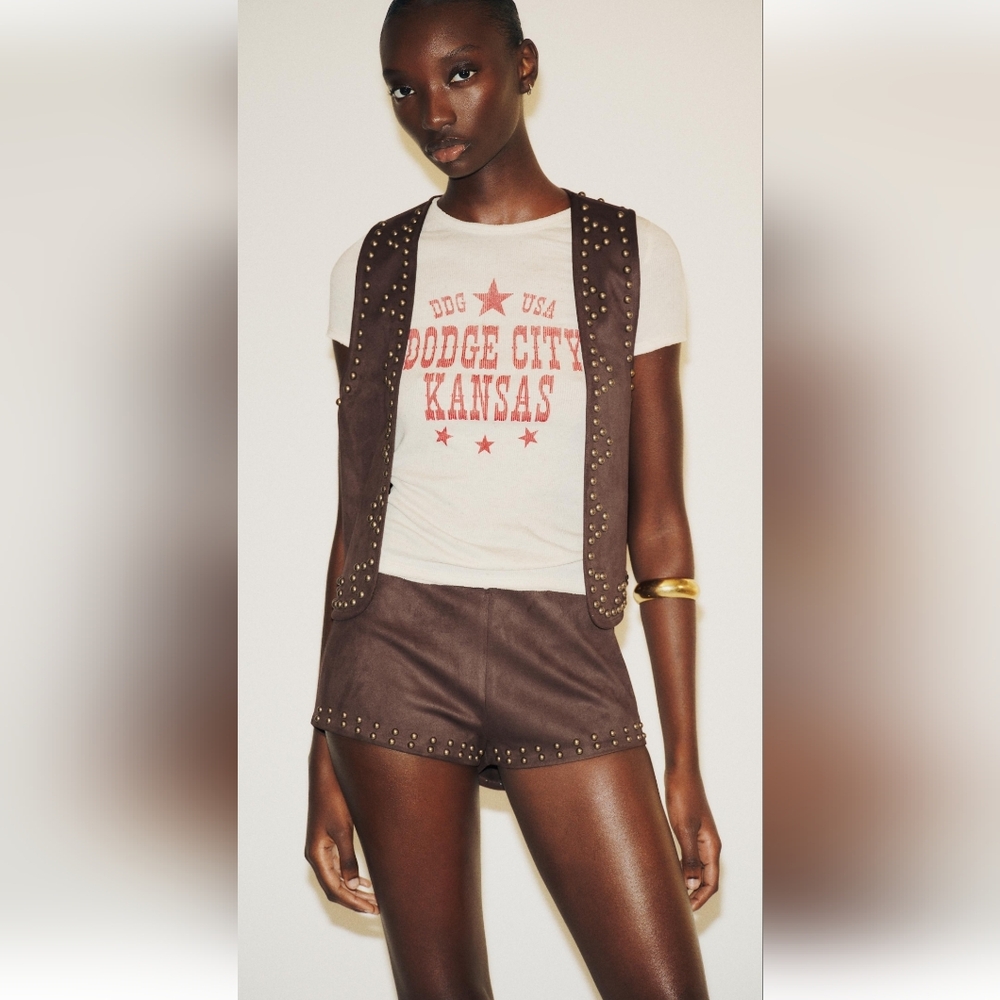 ZARA CHOCOLATE/BROWN STUDDED FAUX SUEDE VEST ✨️✨️✨️ - Picture 2 of 8